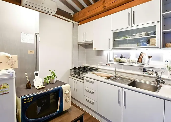 Hotel The Place Hanok 2*