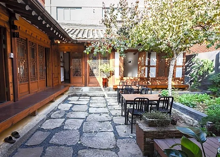 The Place Hanok 2*
