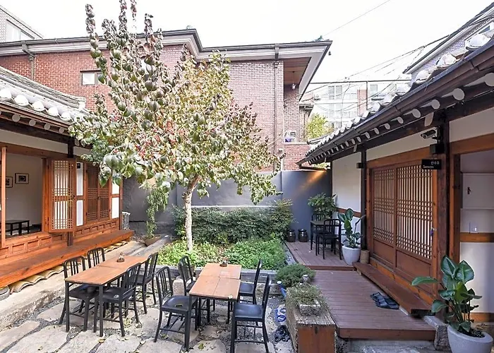The Place Hanok 2*