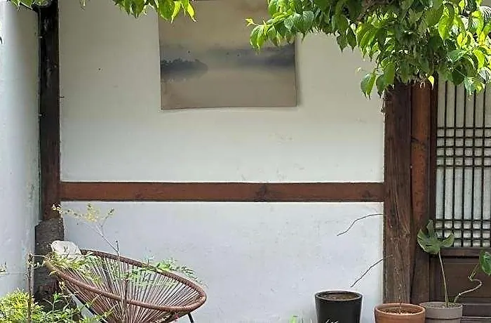 Hotel The Place Hanok 2*